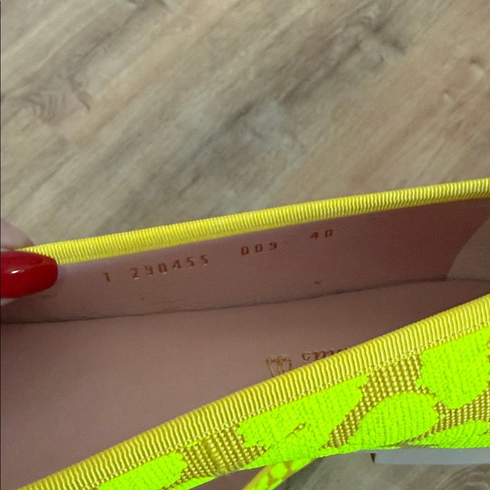 Pretty Ballerinas Neon Yellow Flats - Picture 4 of 8